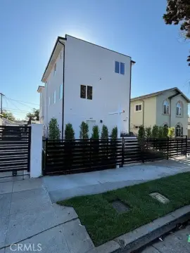 3-Unit Multifamily Property