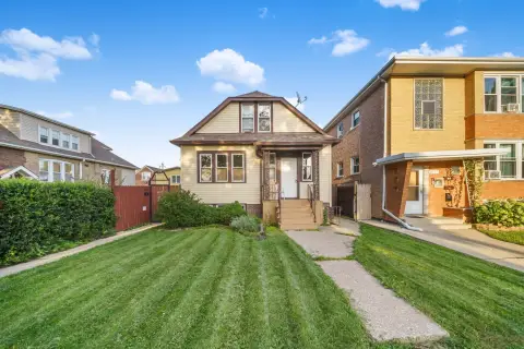 Four-Unit Bungalow Property