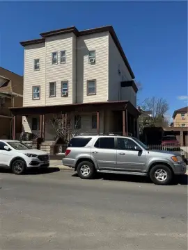 Detached Six-Family Residential Building
