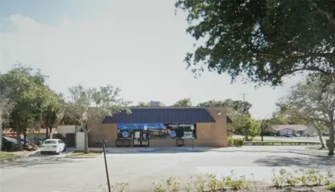 Corner Lot in Coral Springs