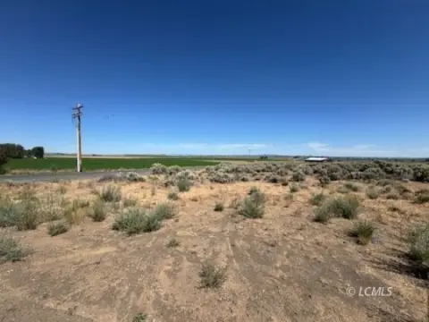 Buildable Farmland with Road Access
