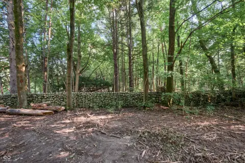 Residential Lots in Meridian Hills