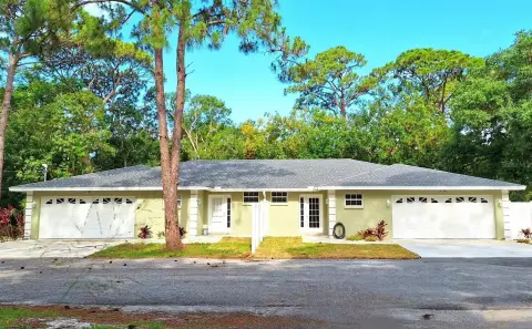 Duplex with Private Pool