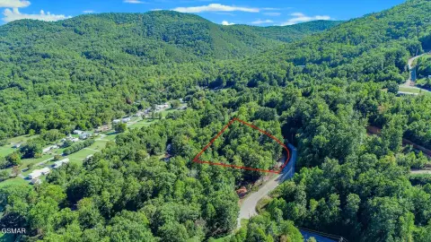Acre Wooded Lot Near Smoky Mountains