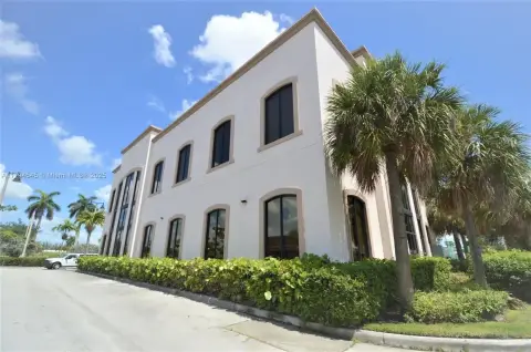 Modern Office Space on US 1