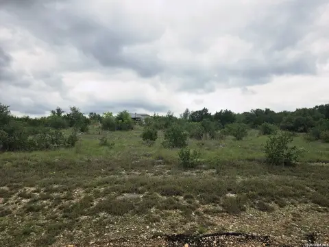 Hill Country Homesite in Vintage Oaks