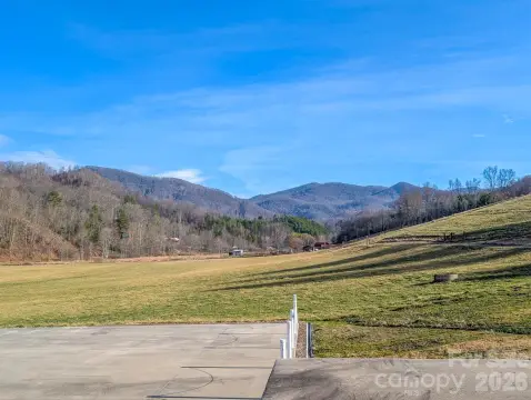 Versatile Land with Mountain Views