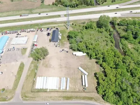 Clearwater Commercial Property Near I-94