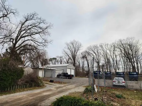 Flex Space with Fenced Yard