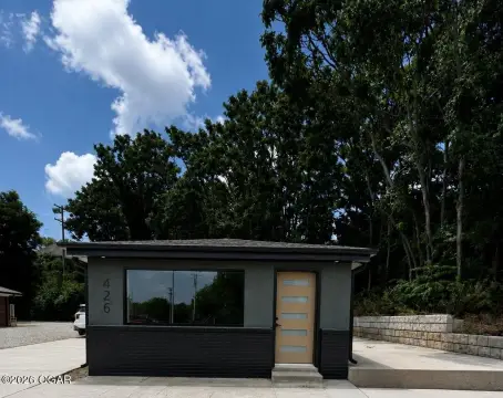 Renovated Downtown Commercial Property