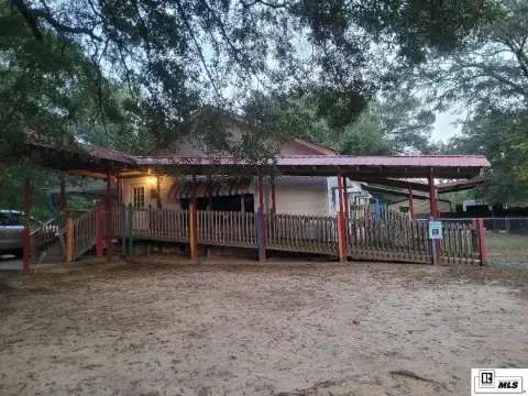 Vacant Day Care Center