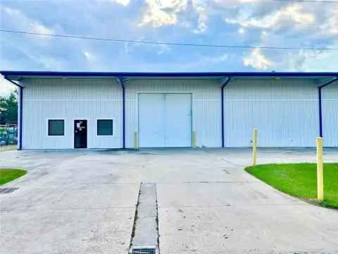 Flex Space with Warehouse