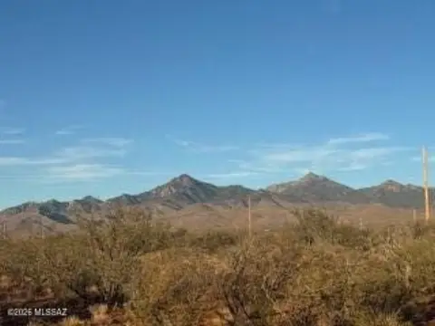 Land in Rio Rico, Arizona