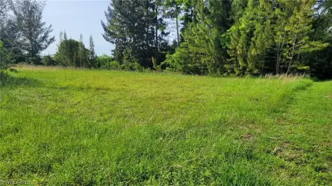 Cape Coral Freshwater Canal Lot