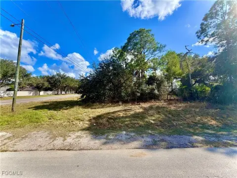 Lehigh Acres Corner Lot