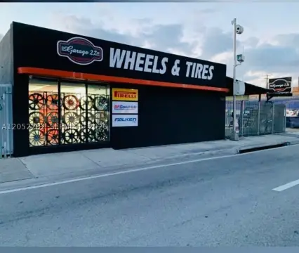 Automotive Service and Warehouse Building