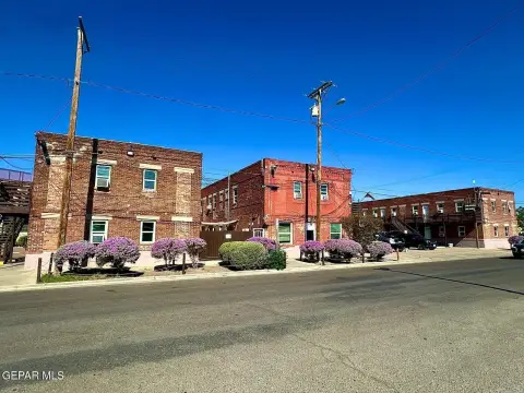 Renovated 51-Unit Apartment Complex