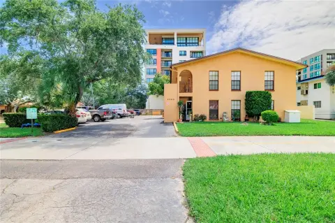 Eight-Unit Apartment Building