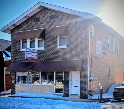 Mixed-Use Property in St Louis
