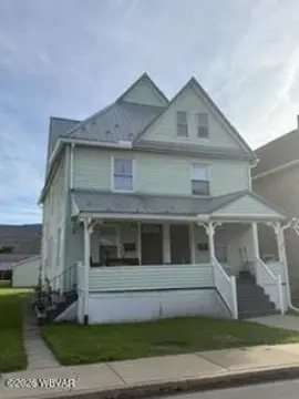Duplex with Detached Garage