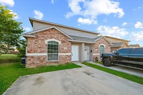 Duplex with Vacant Remodeled Unit