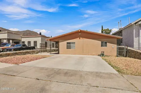 Two-Unit Duplex with Long-Term Tenancy