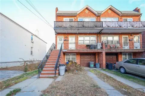 Brooklyn Multifamily with Parking