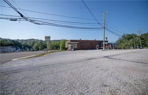 Turnkey Bar and Restaurant Opportunity