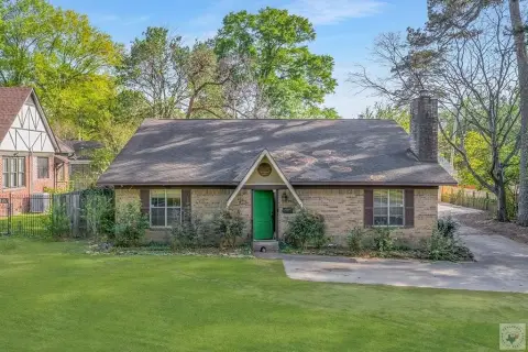 Texarkana Duplex with Unique Layout
