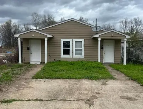 Vacant Duplex with Thermal Windows