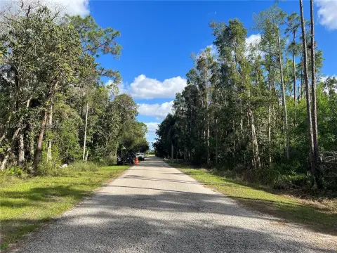 Residential Lot in Desirable Naples