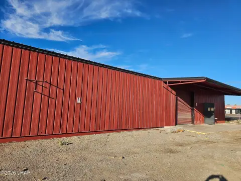 Flex Space with Showroom