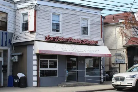 Mixed-Use Property on Amboy Road