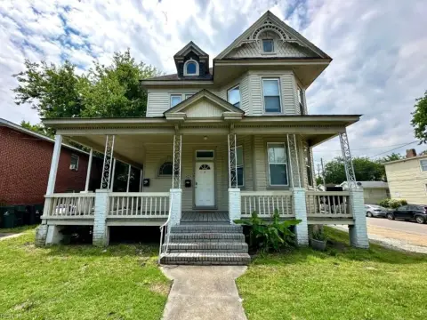 Renovated Over-Under Duplex