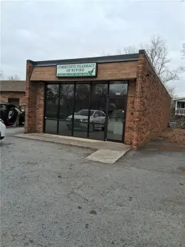 Retail/Office Space Near Downtown Buford