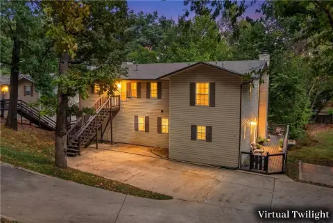 Renovated Duplex with Updated Interiors