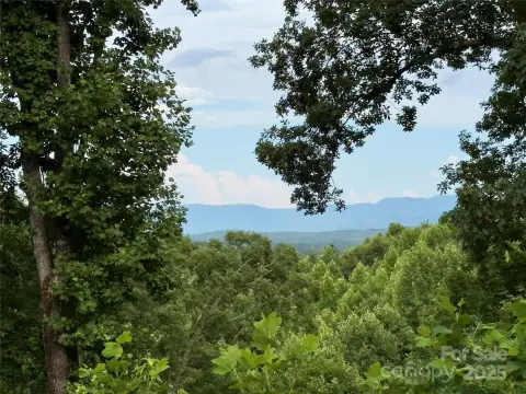 Ready-to-Build Homesite with Mountain Views