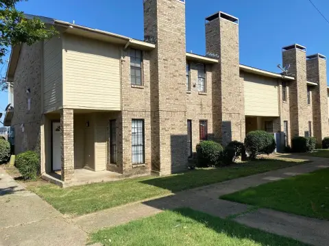 Townhome-Style Quadplex