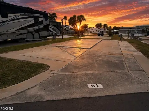 Palmetto Palms RV Resort Land