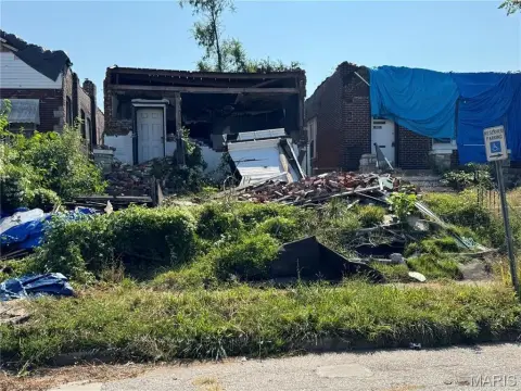 Residential Land in St Louis