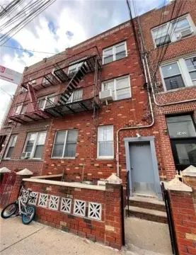 Six-Unit Building in Bensonhurst