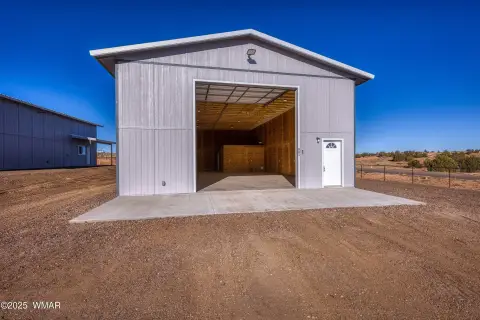Warehouse Shop with Roll-Up Door