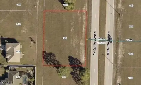 Commercial Lot in Cape Coral