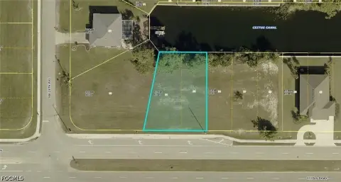 Residential Parcel in Cape Coral