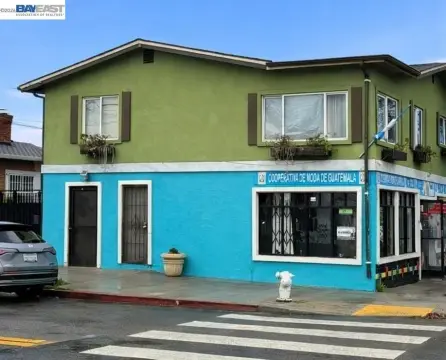4-Unit Mixed-Use Property