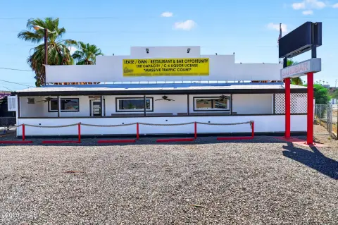 Restaurant and Bar with Class 6 License