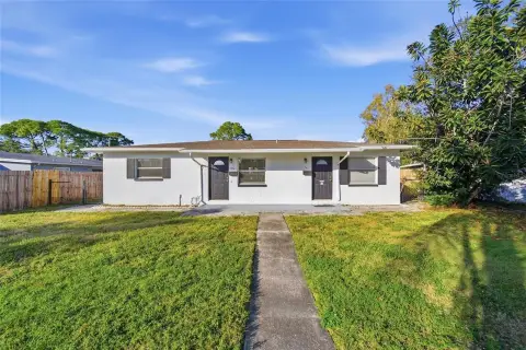 St. Petersburg Duplex: Income Potential