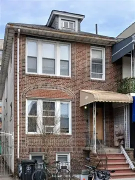 Brooklyn Triplex with Shared Driveway