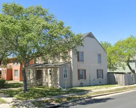 Corpus Christi Duplex with Yard