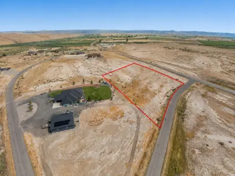 Residential Homesite with Mountain Views